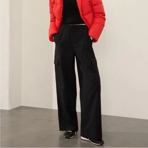 Athleta Promenade Cargo Pants in Black